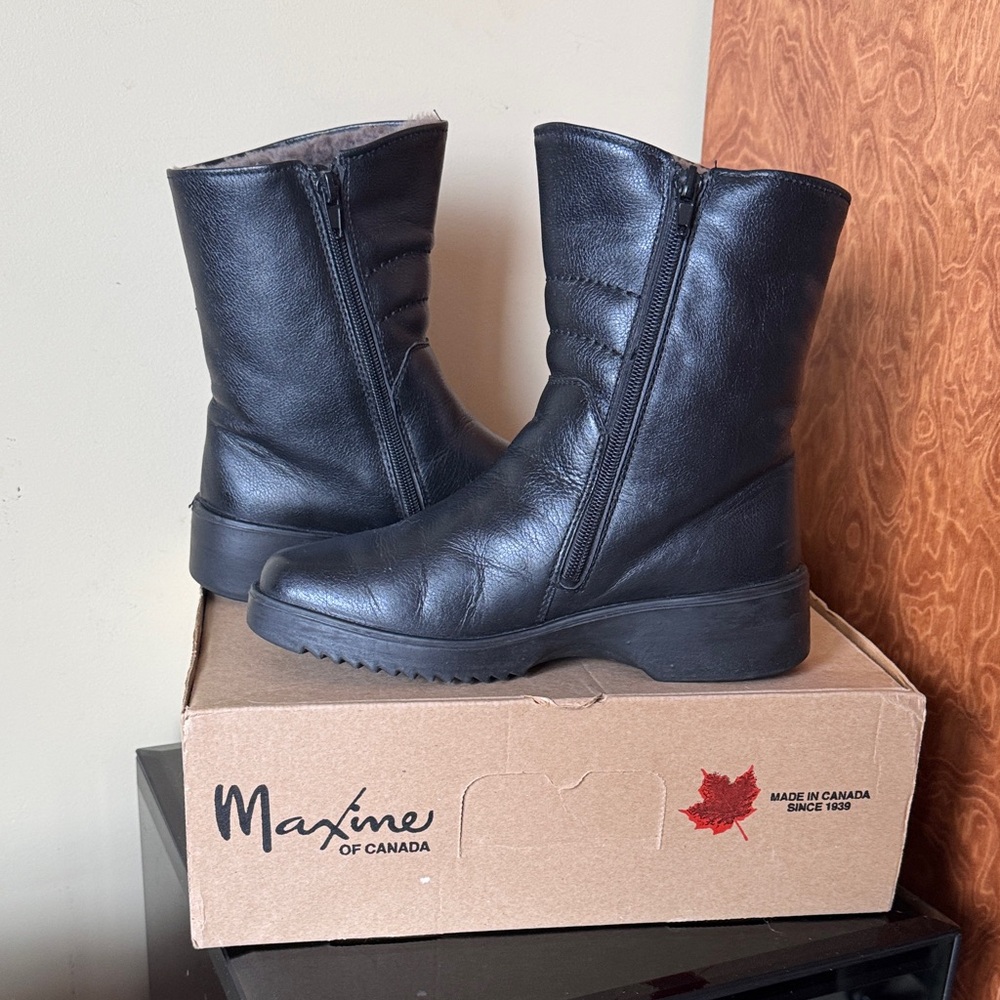 Black Winter Boots